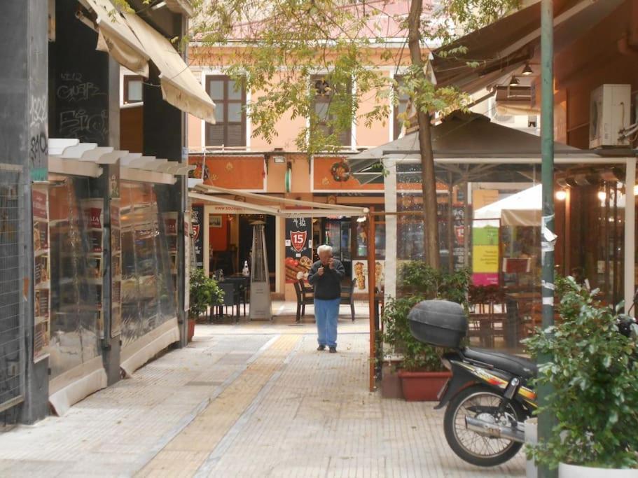 אתונה Downtown Quiet Apartment On A Pedestrian Street מראה חיצוני תמונה