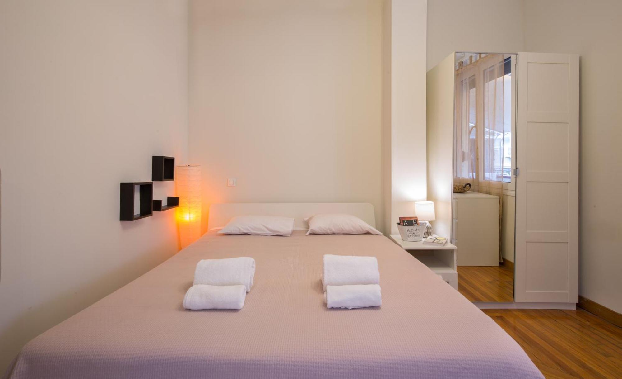 אתונה Downtown Quiet Apartment On A Pedestrian Street מראה חיצוני תמונה