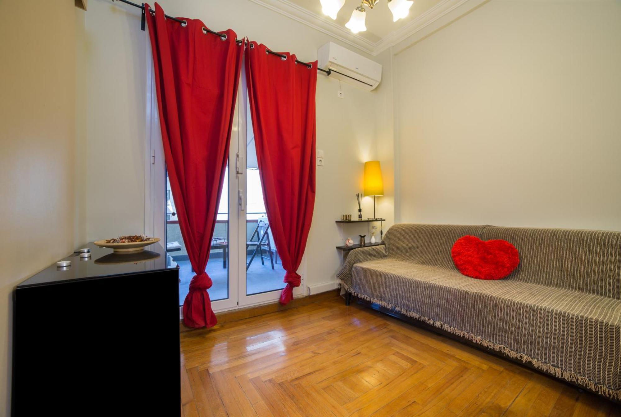 אתונה Downtown Quiet Apartment On A Pedestrian Street מראה חיצוני תמונה