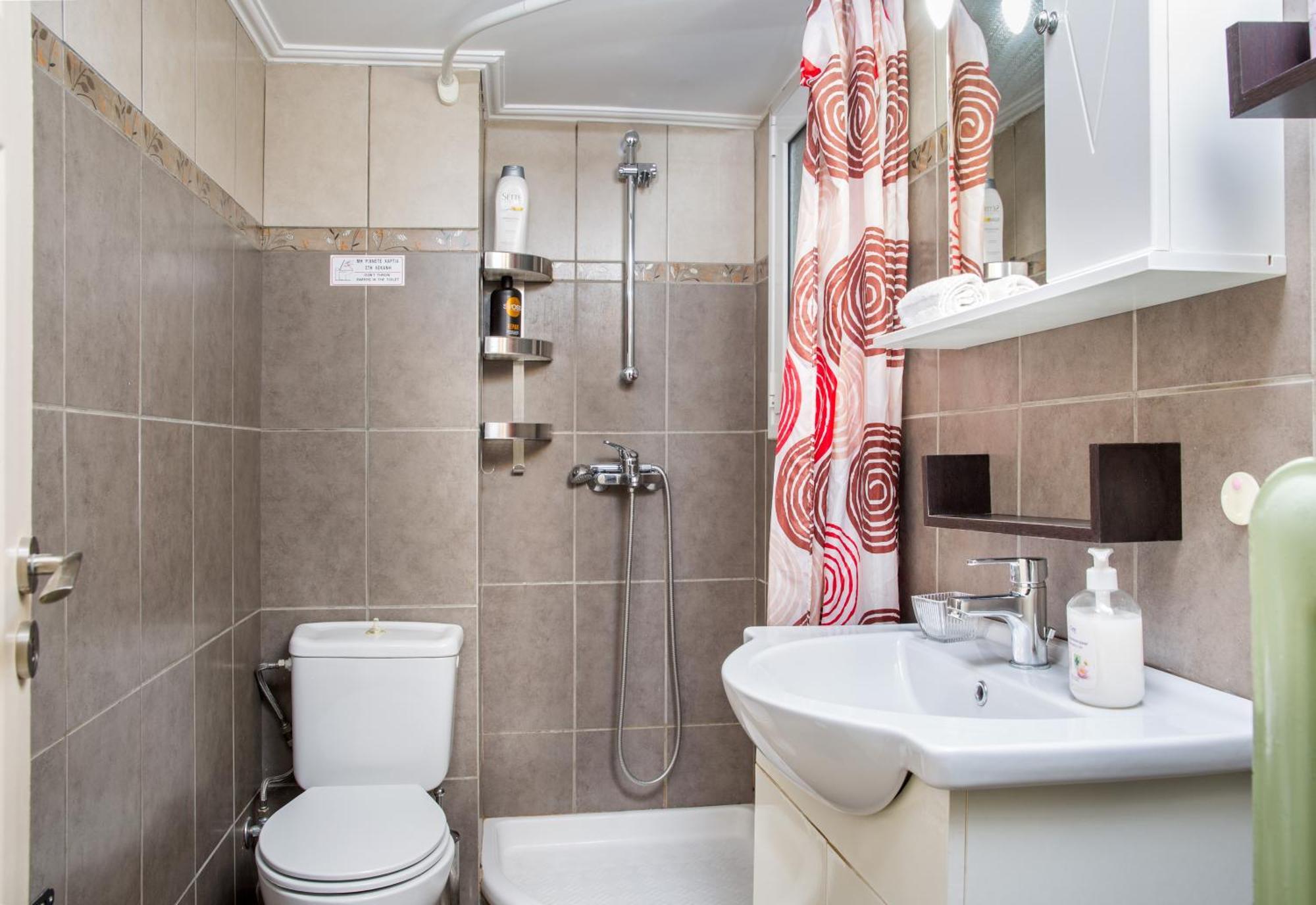 אתונה Downtown Quiet Apartment On A Pedestrian Street מראה חיצוני תמונה